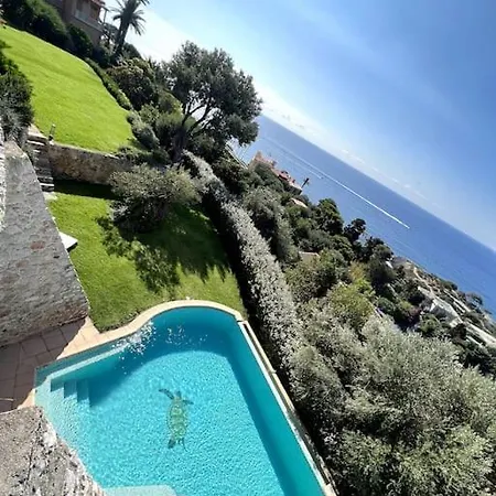 Completely Renovated Villa Cap-d'Ail